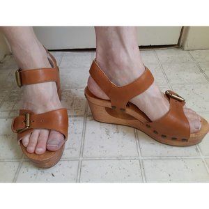 MAKE AN OFFER. Michael Kors. Leather, 7.5